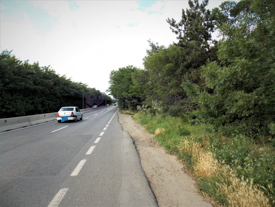 LAZU - Teren intravilan 1500 mp, cu deschidere la DN39!