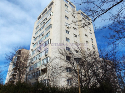 TOMIS NORD - CAMERA DE COMERT - GARSONIERA CU BALCON MARE!