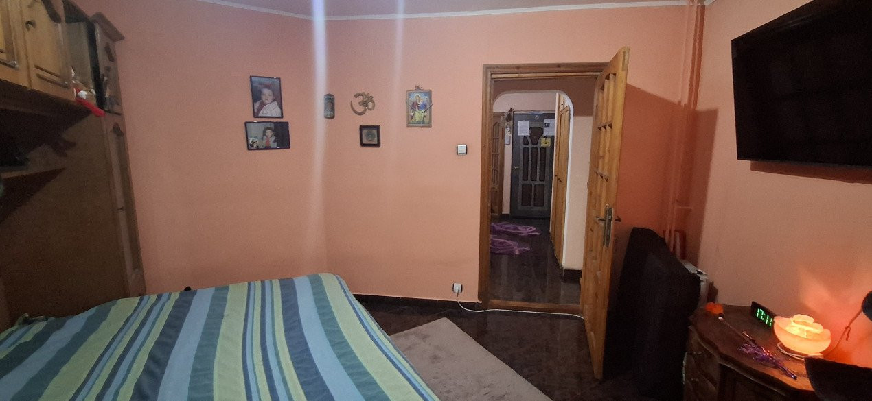 Institutul de marina - Apartament 2 camere, etaj 3 , centrala gaze