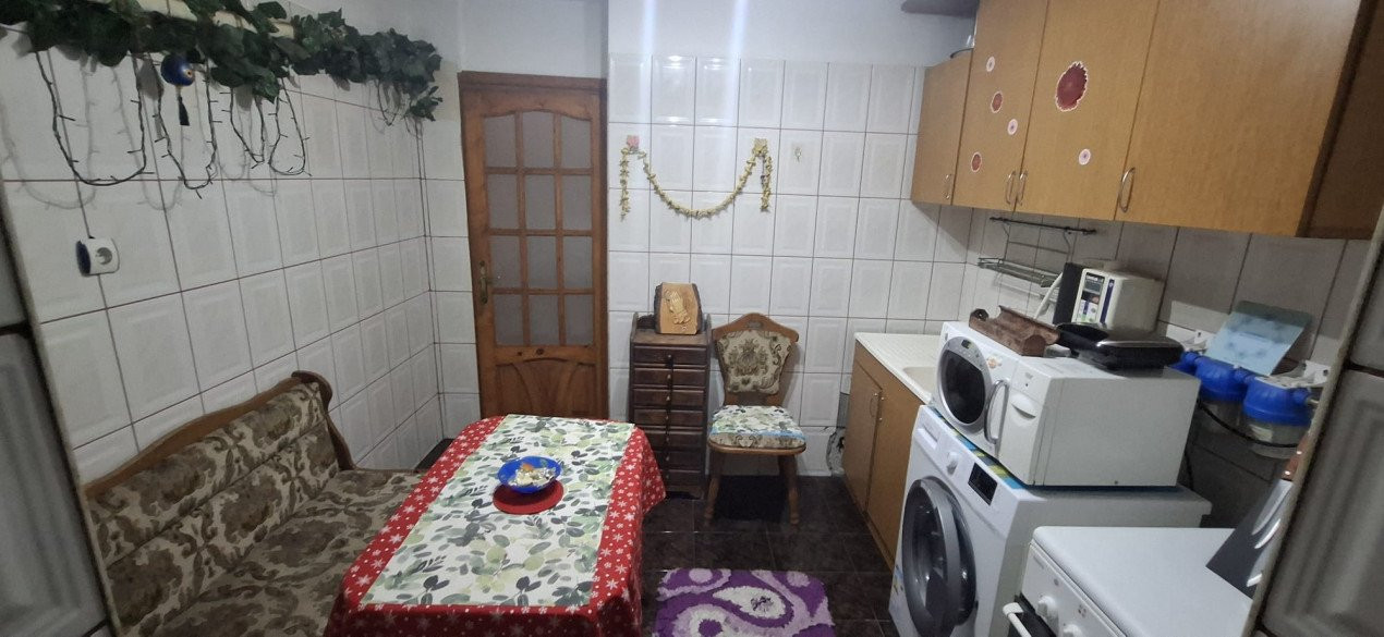 Institutul de marina - Apartament 2 camere, etaj 3 , centrala gaze