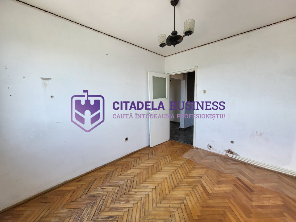Apartament 3 camere cu vedere panoramică la lac și mare