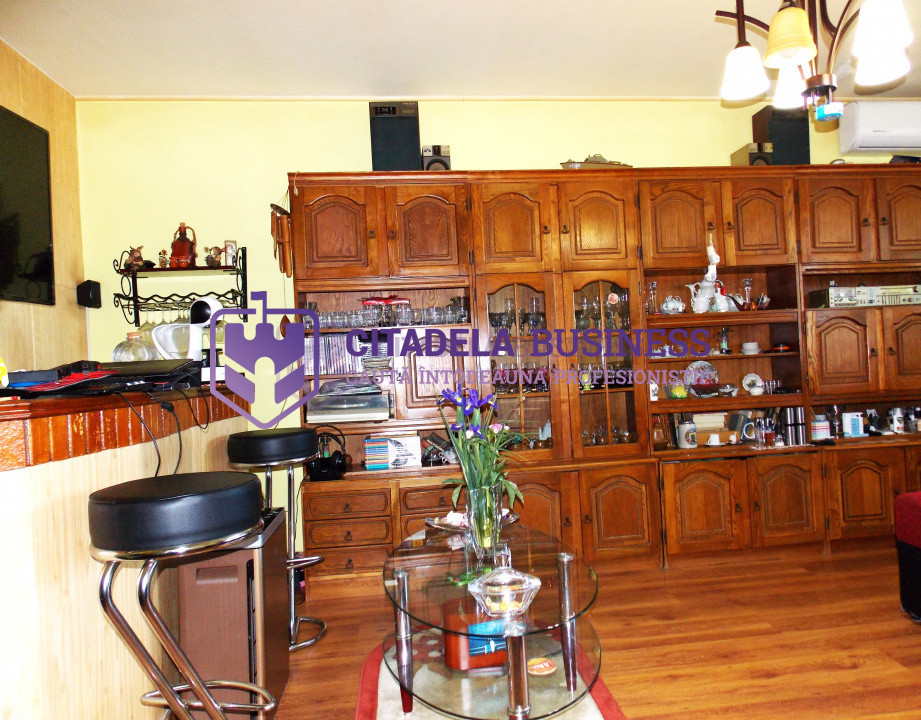 I.C.I.L. - Apartament 2 camere, transformat în 3 camere