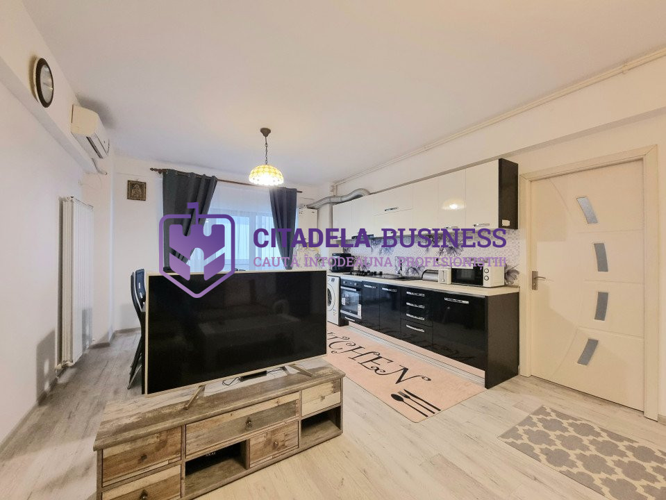 Apartament 3 camere in Mamaia Nord, la doi pasi de plaja, zona Alezzi