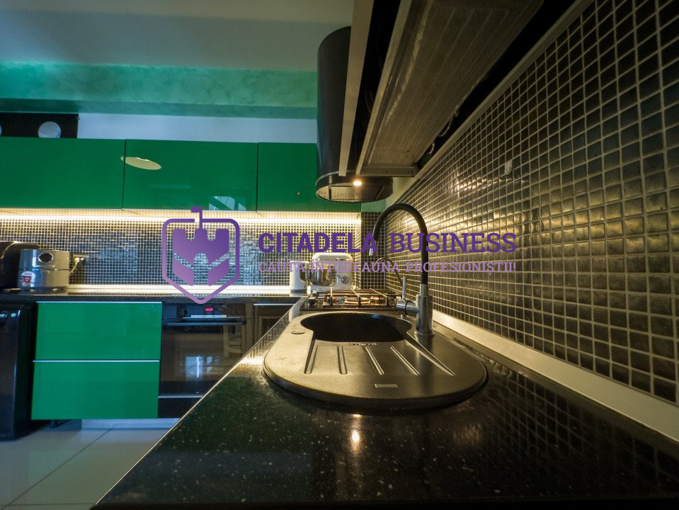 Apartament spatios de 160mp, cu 3 bai si terasa imensa de 50mp in Tomis Plus