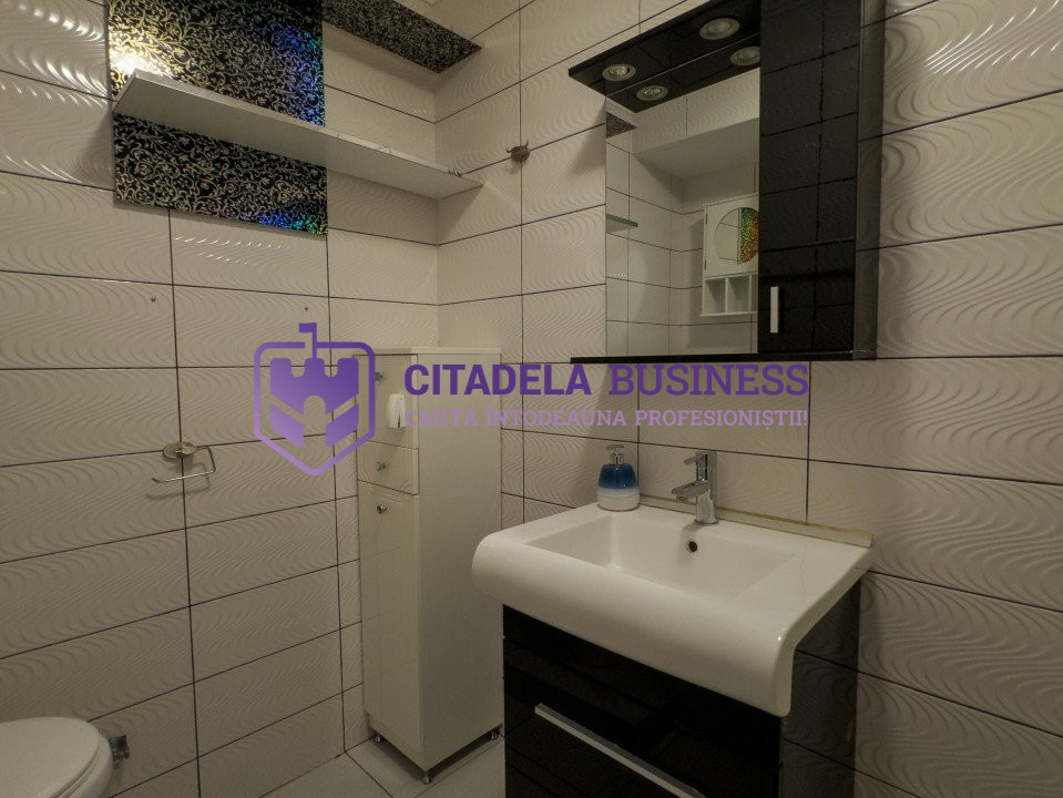 Apartament spatios de 160mp, cu 3 bai si terasa imensa de 50mp in Tomis Plus