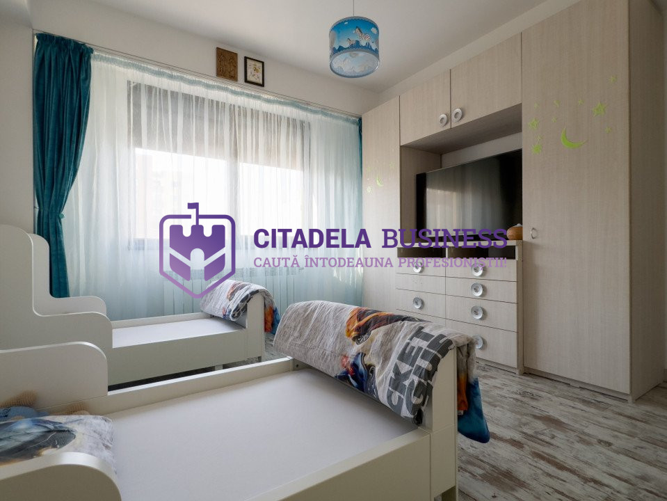 Apartament spatios de 160mp, cu 3 bai si terasa imensa de 50mp in Tomis Plus