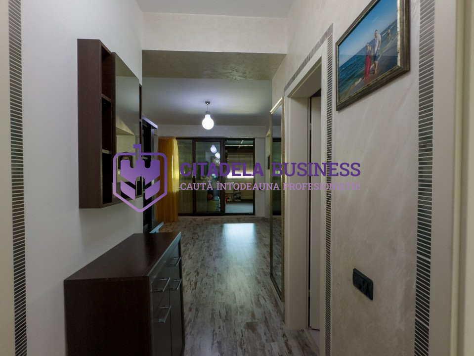 Apartament spatios de 160mp, cu 3 bai si terasa imensa de 50mp in Tomis Plus