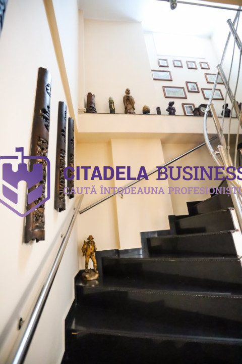 ULTRACENTRAL - Apartament tip duplex 3 camere