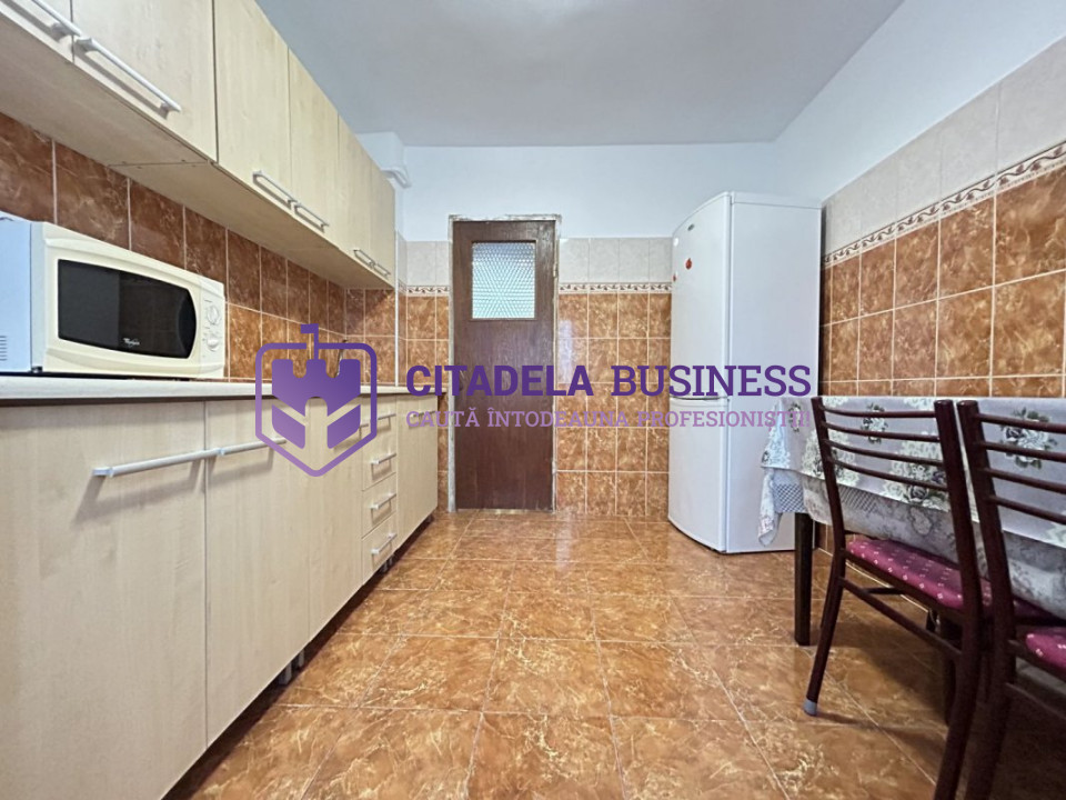 Apartament 3 camere decomandat Faleza Nord centrala termica liber