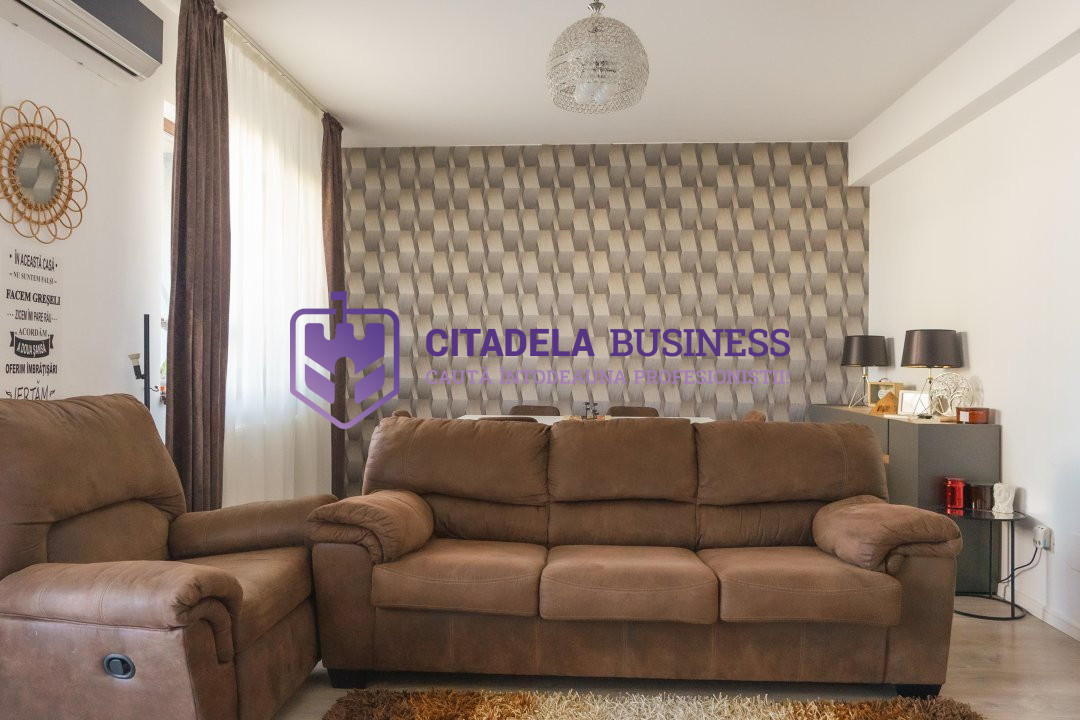 PALAZU MARE -  Vila Duplex cu 4 Camere, Panorama Superba si Curte Amenajata
