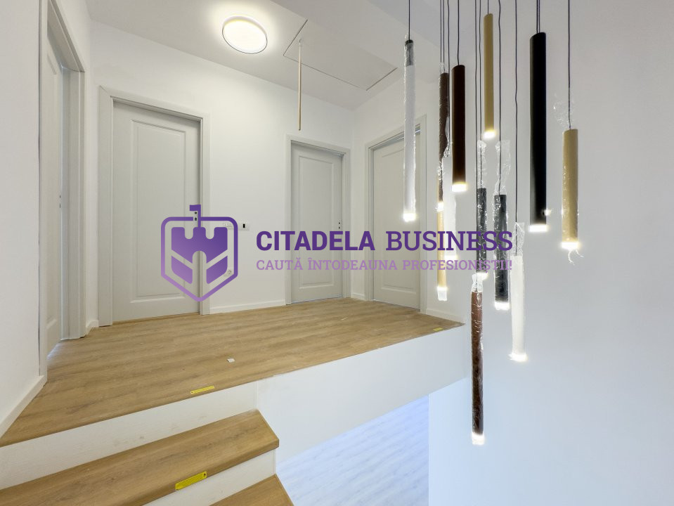 Vila P+1 in Valu lui Traian, pe partea dreapta - Avostar Villas