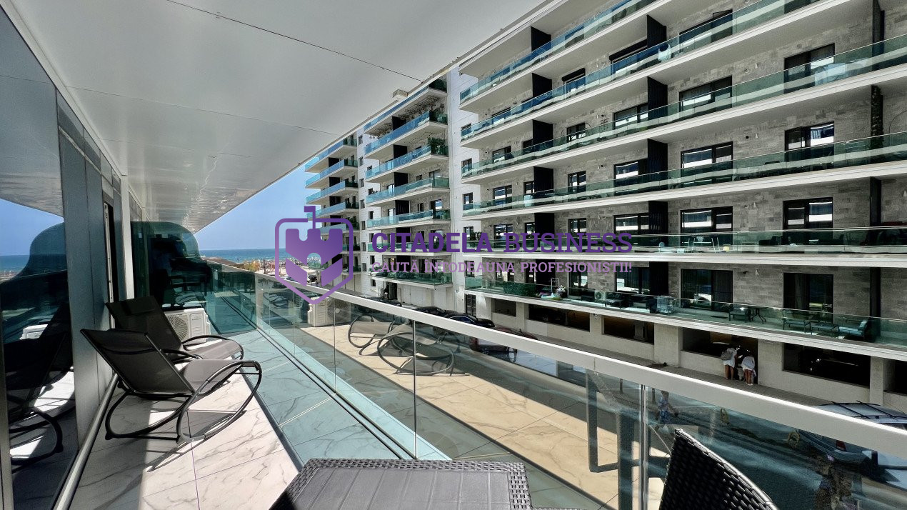 White Titanic apartament cu 3 camere vedere la MARE MOBILAT și utilat