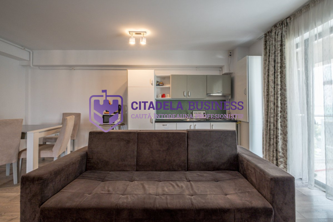 Apartament cu vedere dubla – mare si lac – in inima statiunii Mamaia