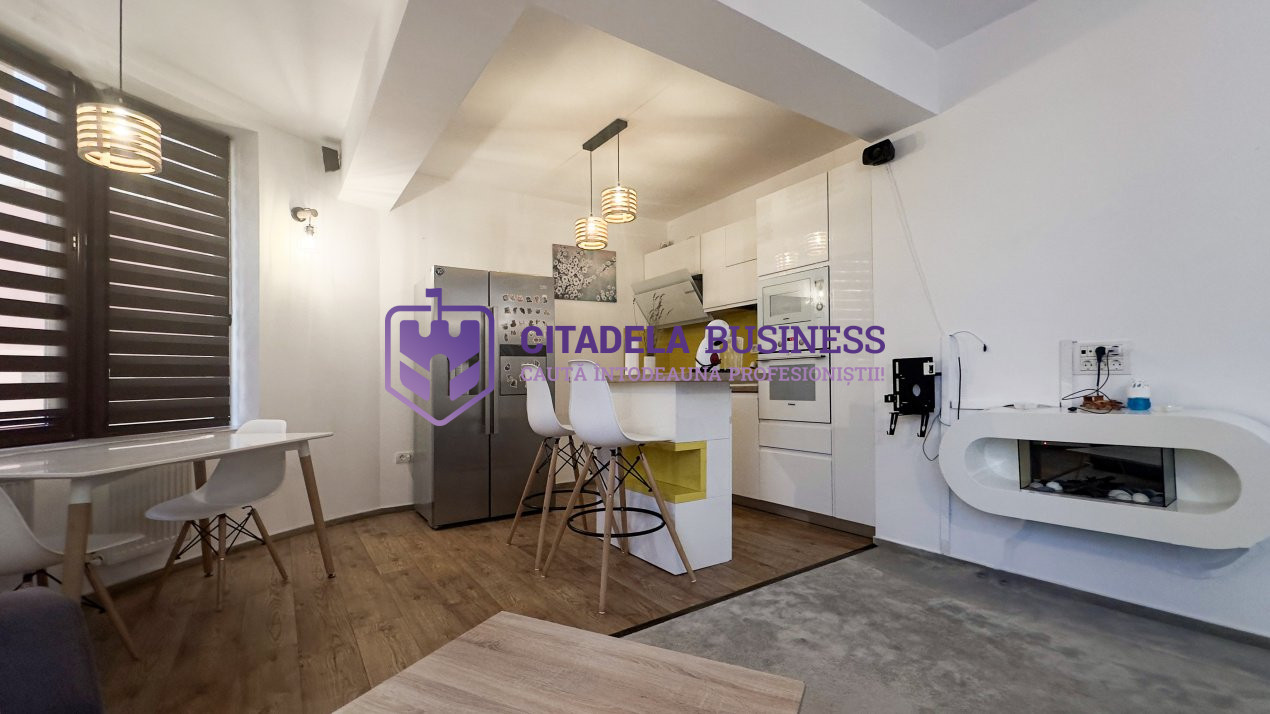 Vila D+P+1E cu 7 camere in Eforie Nord - ideal investiție 