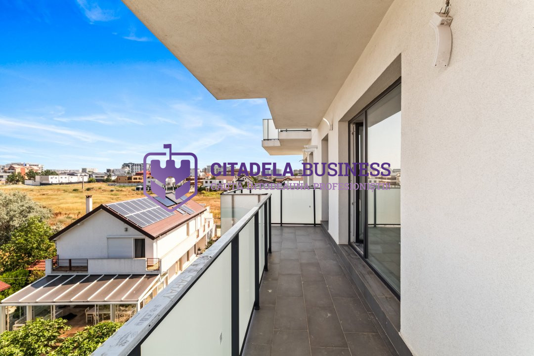 Apartament decomandat cu bucatarie inchisa, luminos, piscina