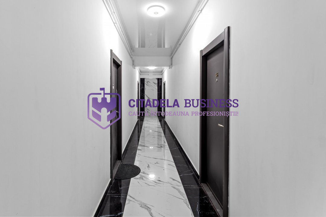 Apartament decomandat cu bucatarie inchisa, luminos, piscina