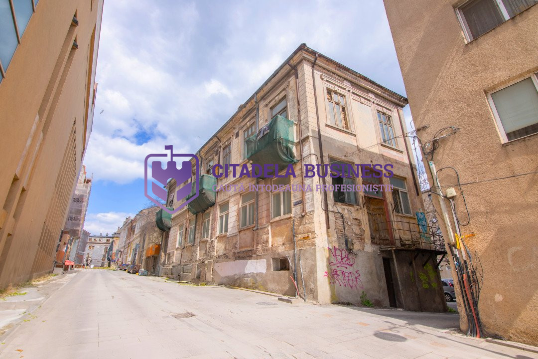 Piata Ovidiu - Zona Peninsulara Imobil D+P+1+Pod cladire renovabila 657 mp
