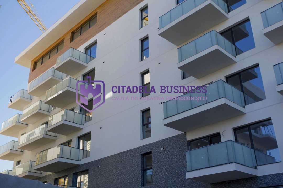 Apartament cu acces DIRECT la PISCINA, curte proprie+parcare subterana inclusa!