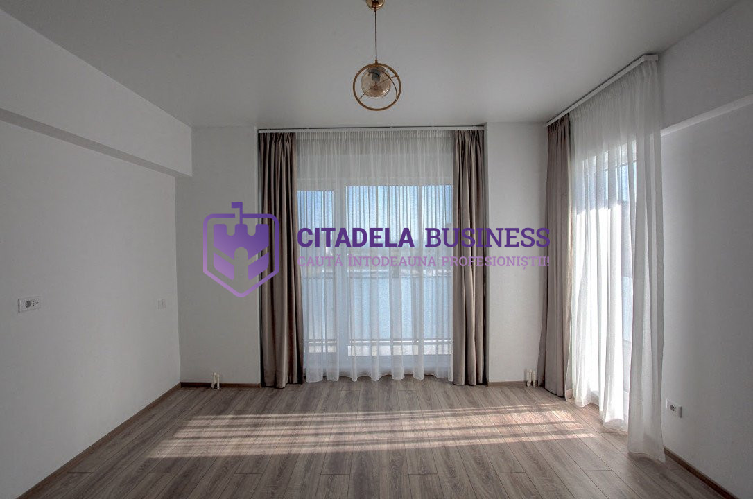 Locuinta cu bucatarie inchisa, luminosa bloc finalizat Mamaia Nord