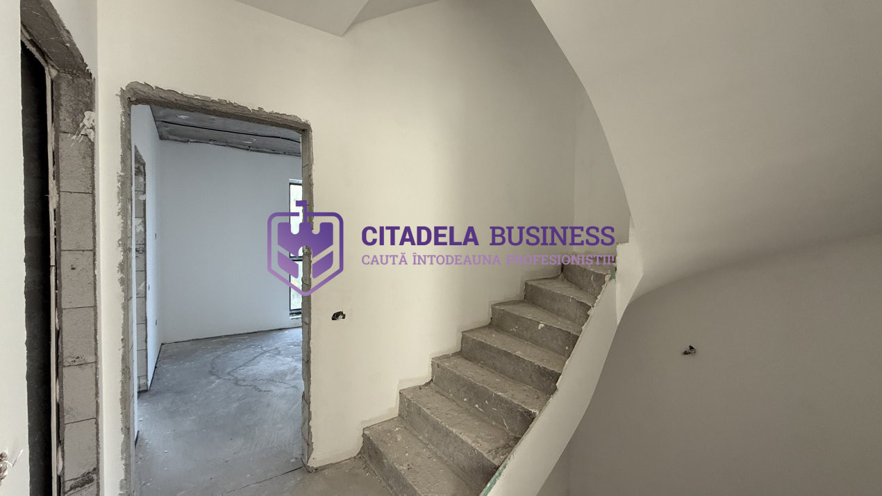 Townhouse P+2+3r terasa, 5 camere, in Kamsas, zona de case, finalizata