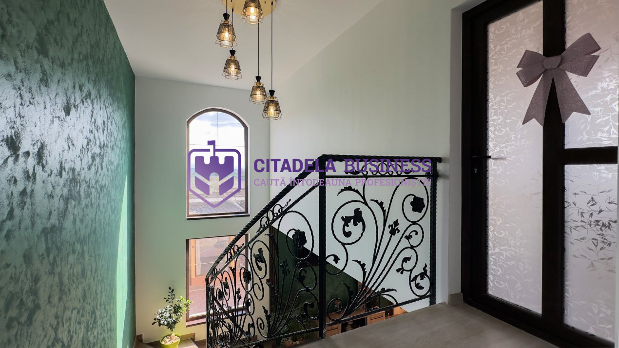 Vila cu 5 camere in Constanta-mobilata si utilata modern, independentă energetic