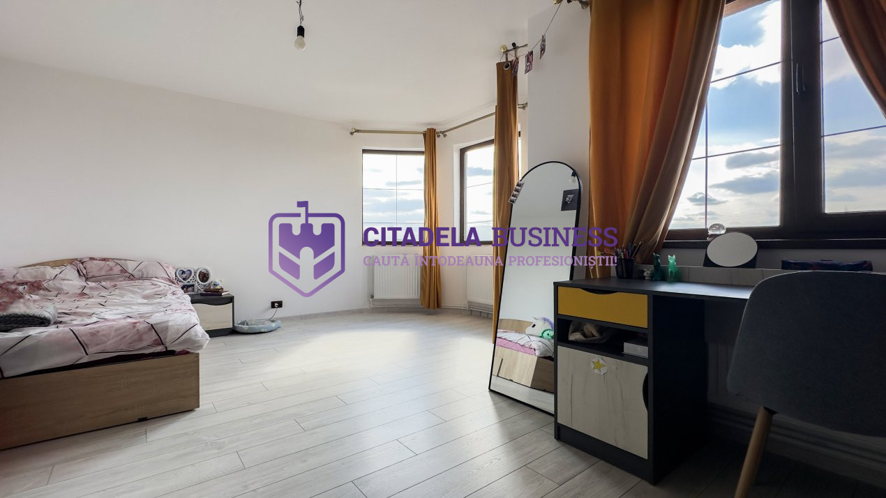 Vila cu 5 camere in Constanta-mobilata si utilata modern, independentă energetic