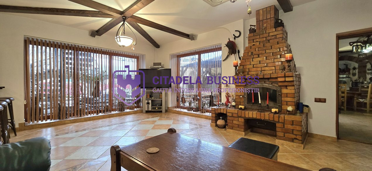 Pensiune 17 camere în Eforie Nord – afacere de familie, gata de exploatare