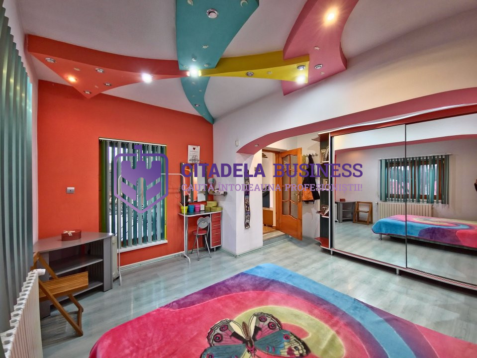 Pensiune 17 camere în Eforie Nord – afacere de familie, gata de exploatare