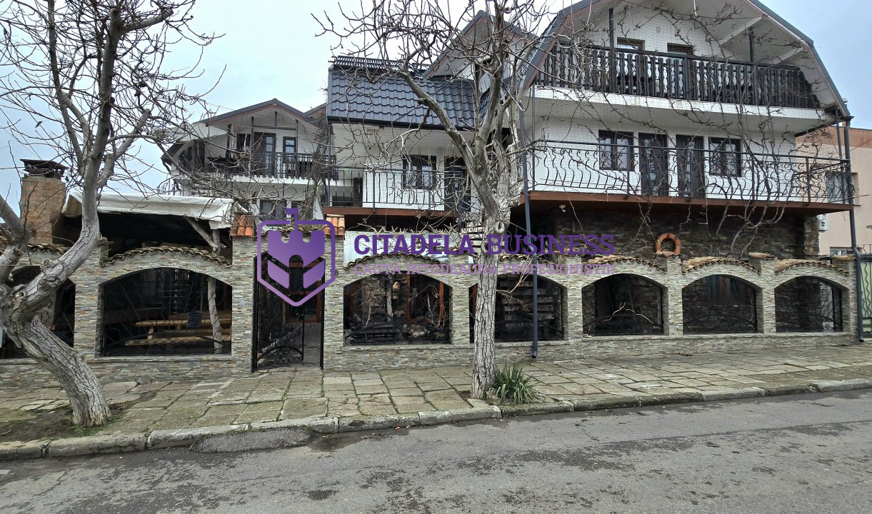 Pensiune 17 camere în Eforie Nord – afacere de familie, gata de exploatare