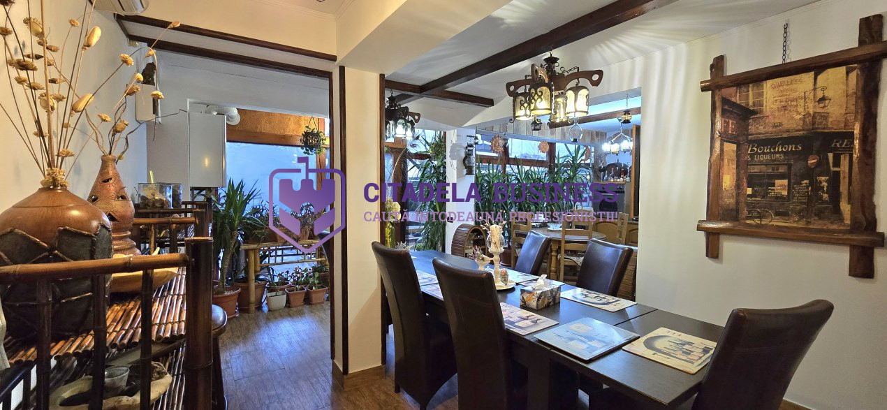 Pensiune 17 camere în Eforie Nord – afacere de familie, gata de exploatare