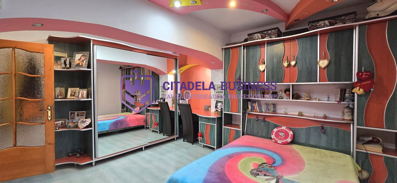 Pensiune 17 camere în Eforie Nord – afacere de familie, gata de exploatare