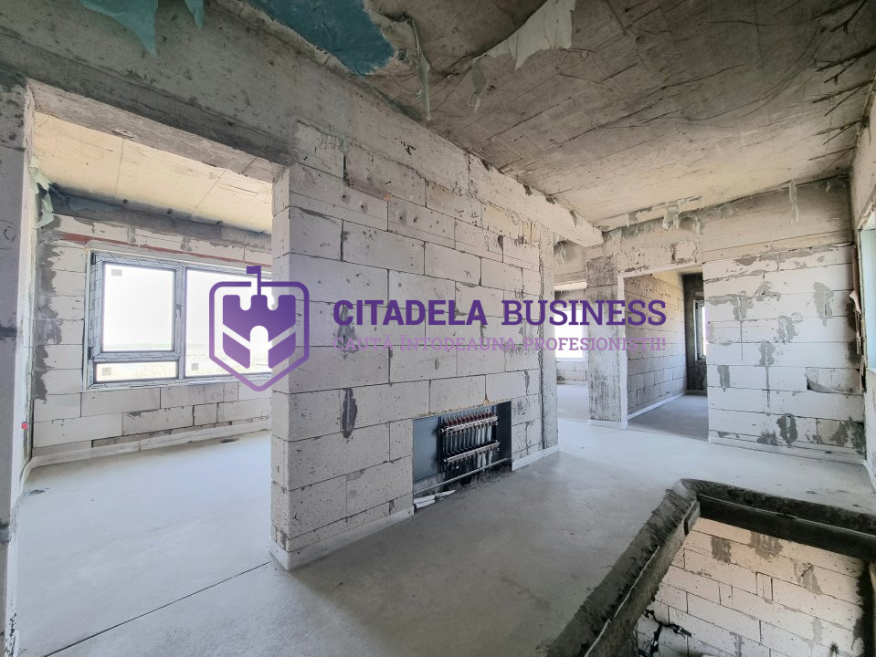 Casa P+1 in Navodari, cartier Midia Sat, vedere spre Lacul Tasaul 