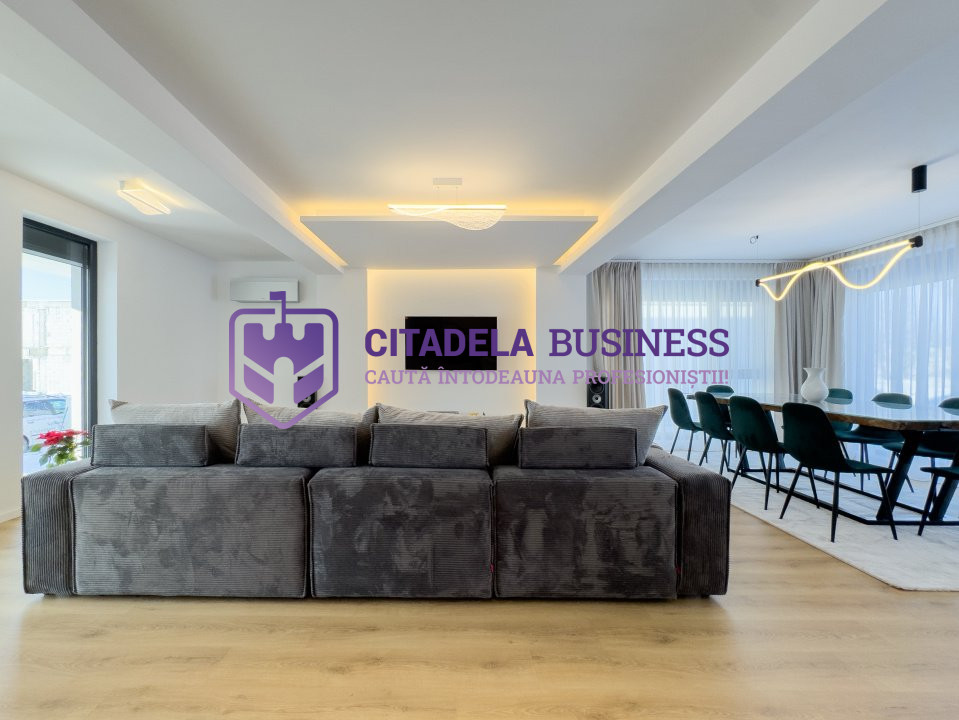 Vila P+1 in Valu lui Traian, pe partea dreapta - Avostar Villas