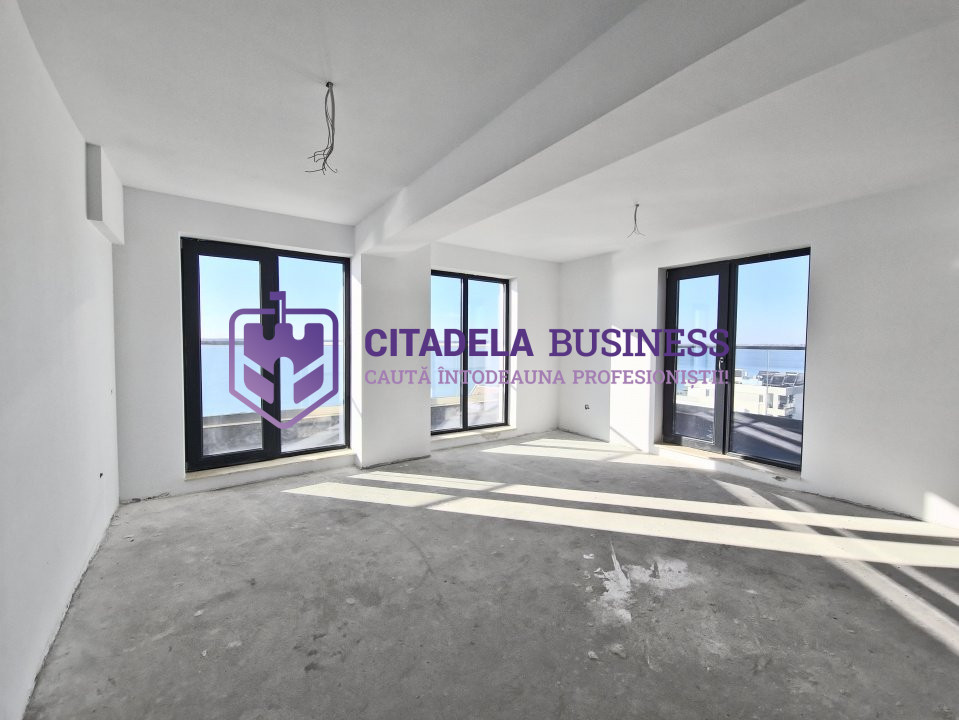 Penthouse 4 camere cu vedere spectaculoasa la LAC in Statiunea Mamaia!