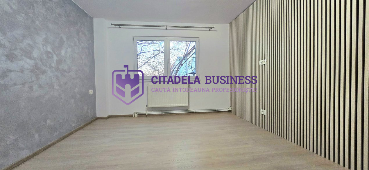 Apartament 4 camere renovat 2025 în Poarta 6 – decomandat, 2 băi, etaj 3