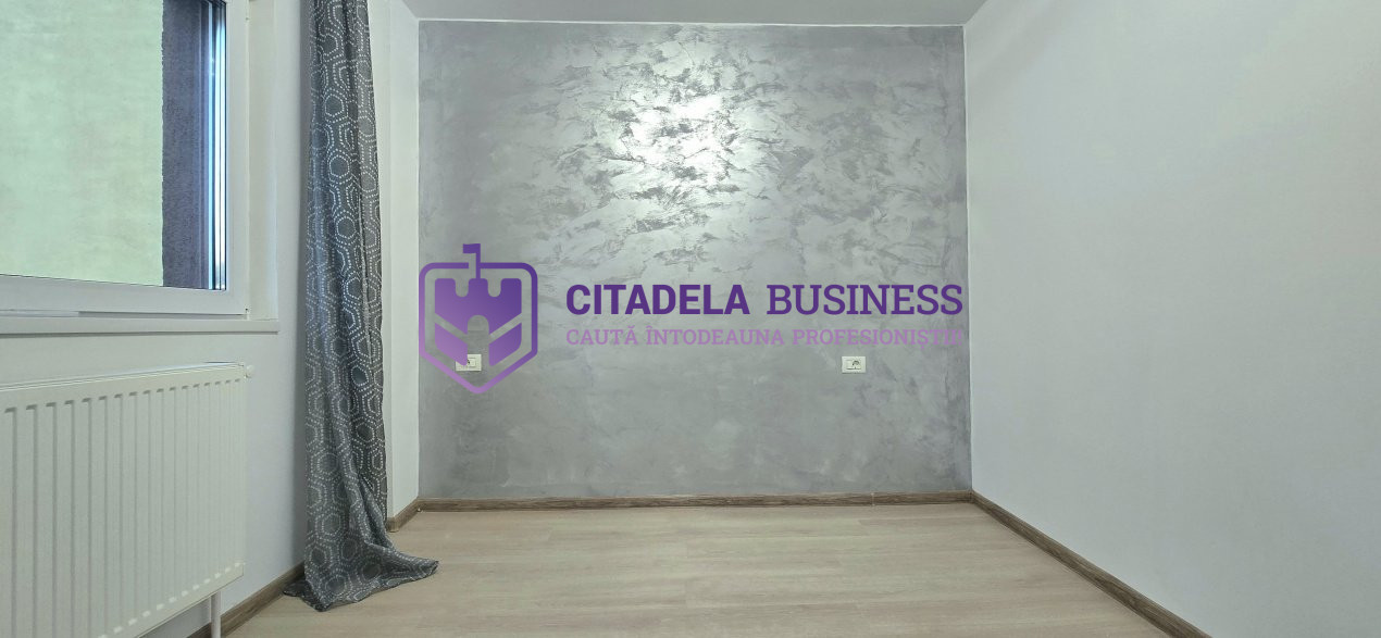 Apartament 4 camere renovat 2025 în Poarta 6 – decomandat, 2 băi, etaj 3