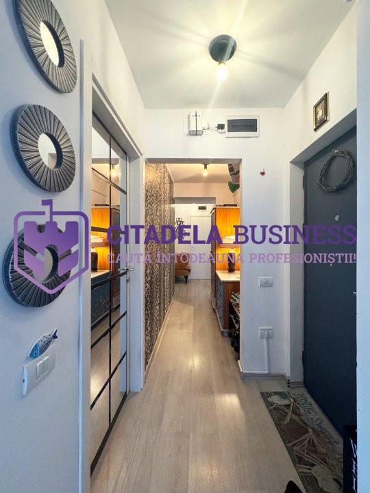 Apartament de vânzare in Tomis Plus cu 3 camere -  etaj 3 - loc parcare inclus