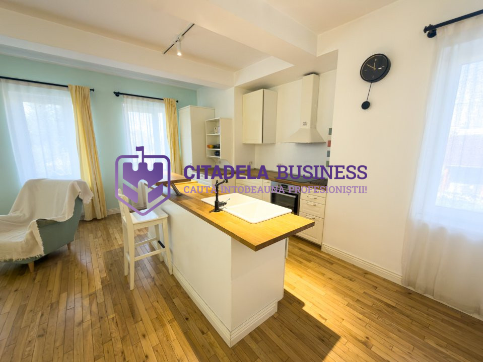 Vila D+P+1 si pod in Mamaia Sat cu teren 1569 mp si suprafata desfasurata 865 mp
