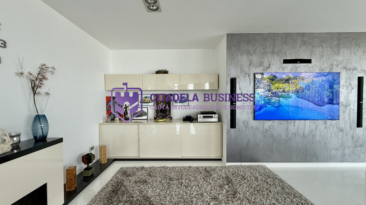 Penthouse UNIC 204 mp totali in Tomis Nord Constanta mobilat si utilat