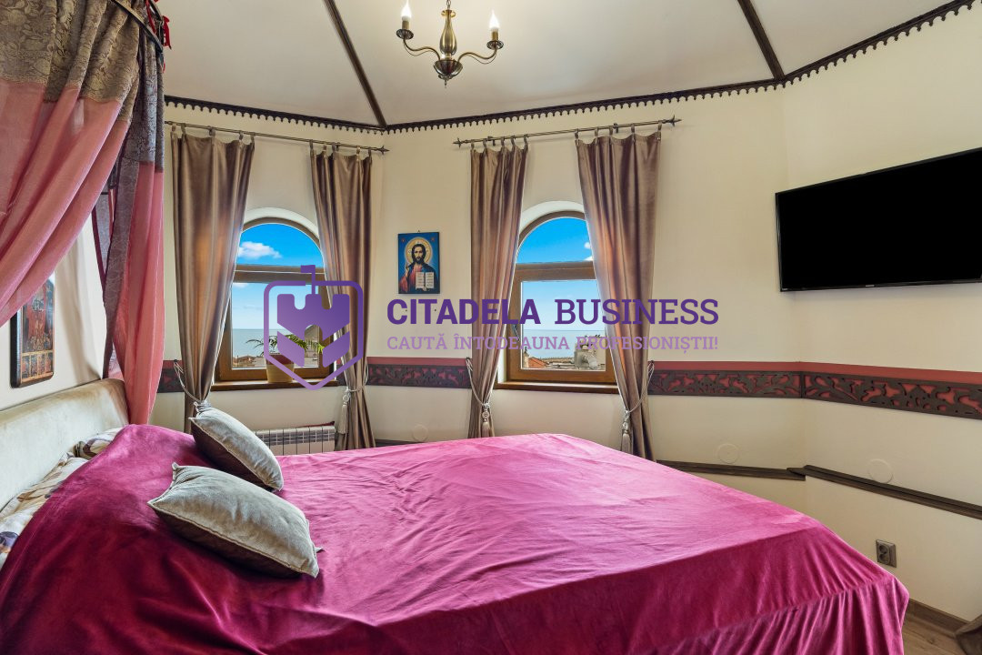 Apartament exclusivist cu 4 camere în Piața Ovidiu  Vedere panoramică la mare